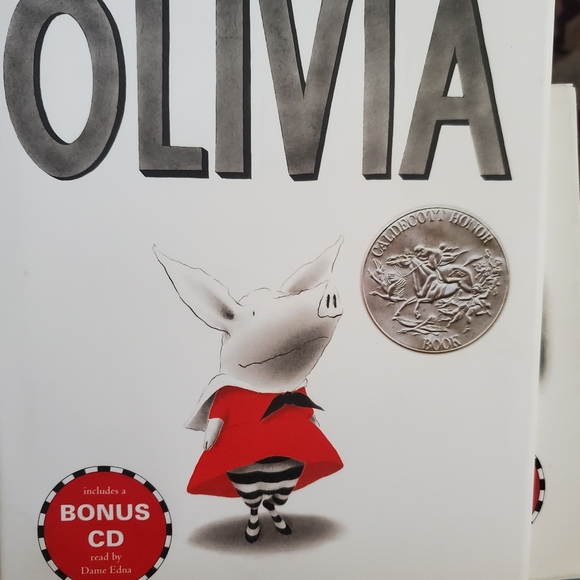 ❤Chef Olivia cookbook, cookie cutters, PLUS 2 hardback books with CD's. - Picture 10 of 12